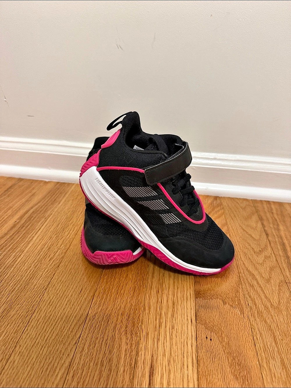 adidas Ownthegame 3.0 Core Black Iron Metallic Shock Pink Kids Sneakers Black &